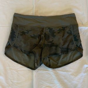 Lululemon Speed Up Low Rise Short.